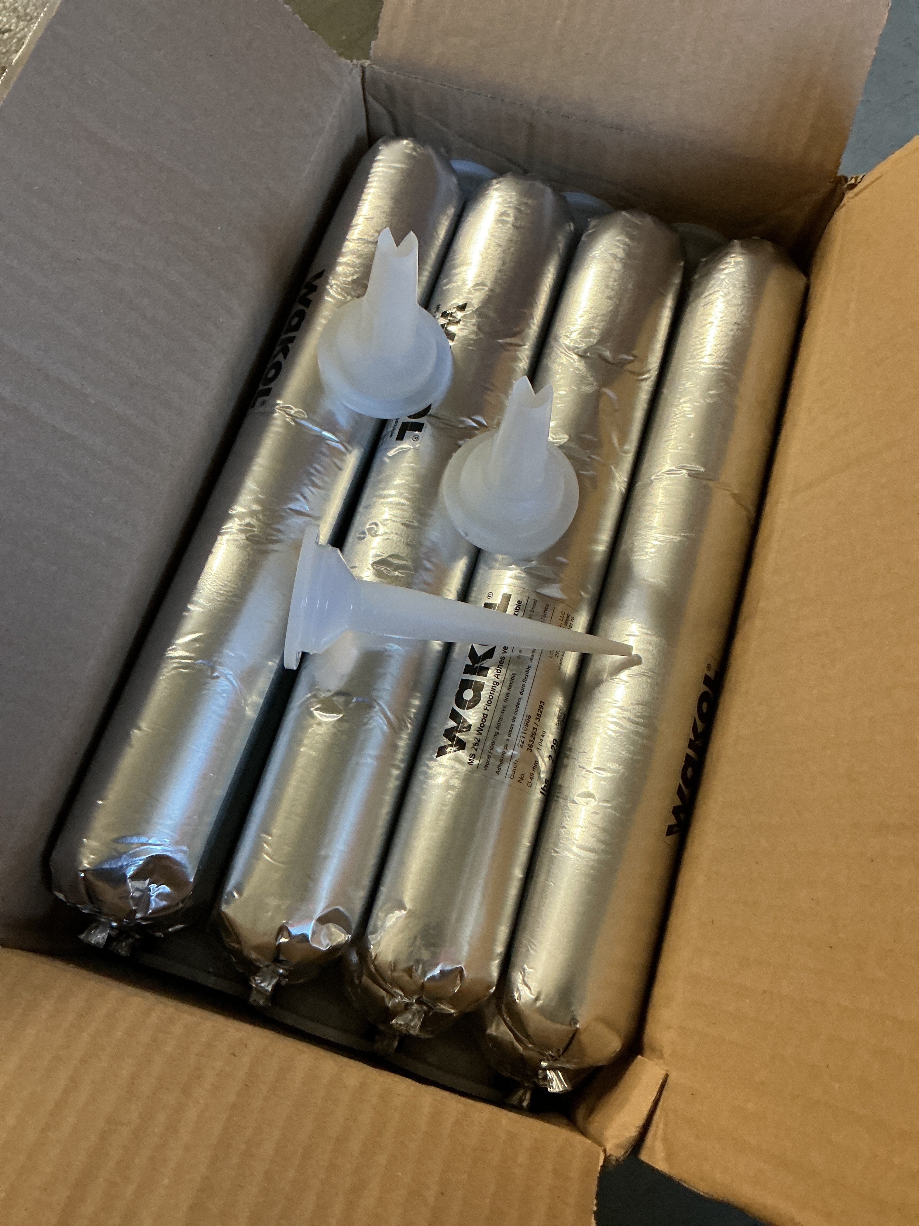 Wakol MS-262 wood flooring adhesive 2.29 lbs.