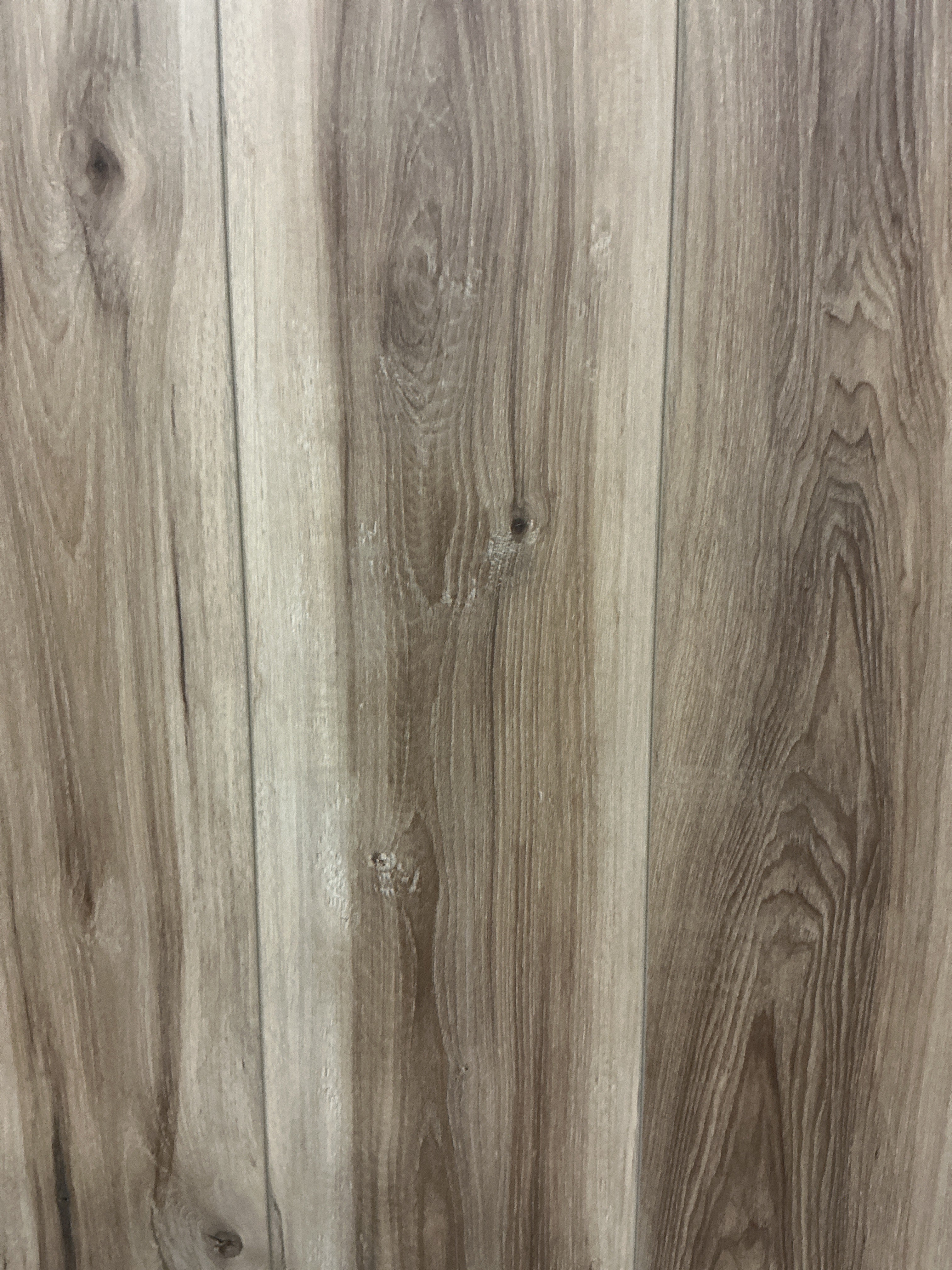 Ozz Plank 6.5mm – 22 Mil – Unilin Click – Deep Embossed – UV Coating. Color Caramel