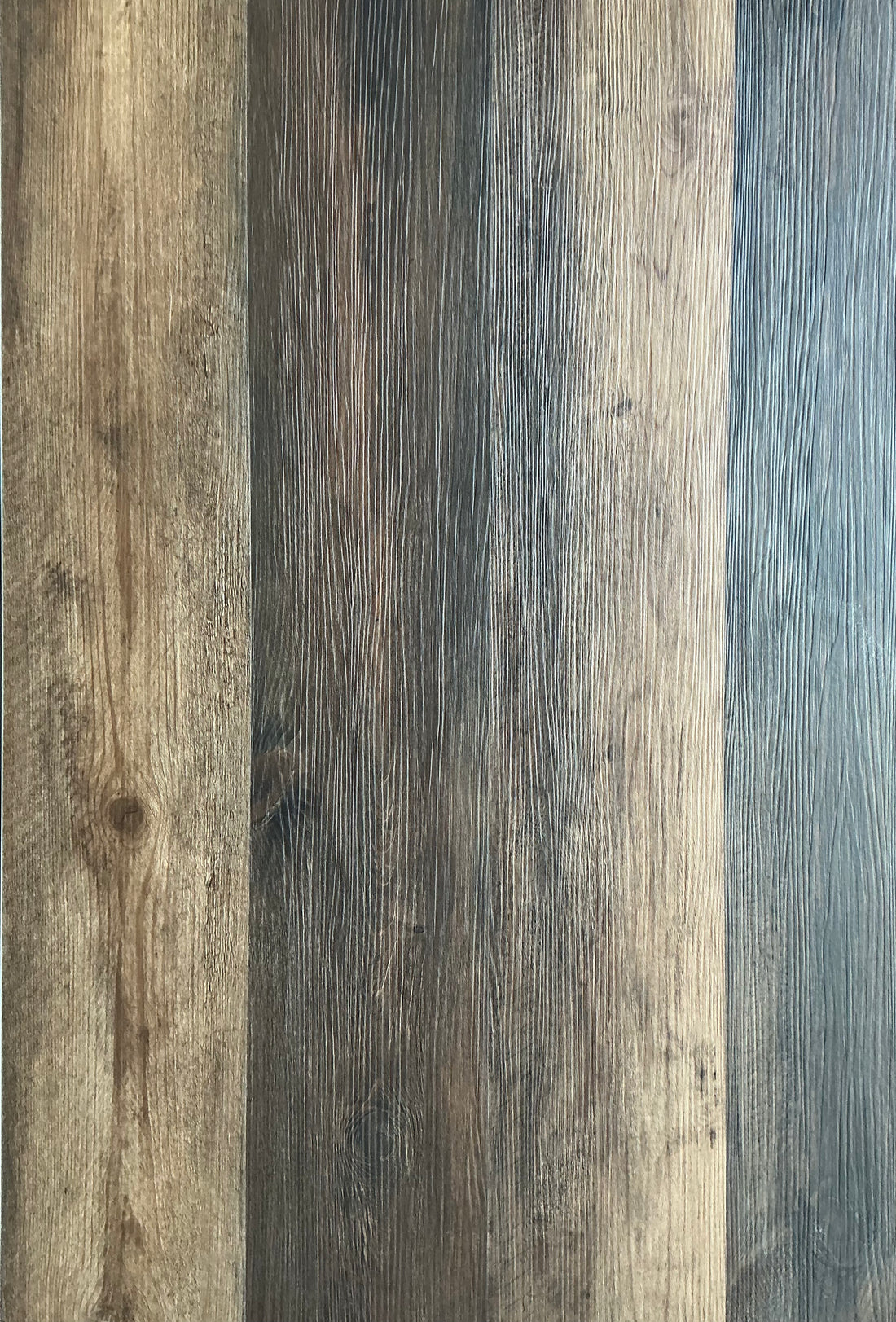 Noor Plank 5.5mm – 22 Mil – Unilin Click – Deep Emboss – UV Coating. Color: Fire Oak