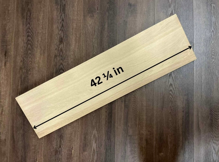 Flooring & Molding Tread & Squared Nosing