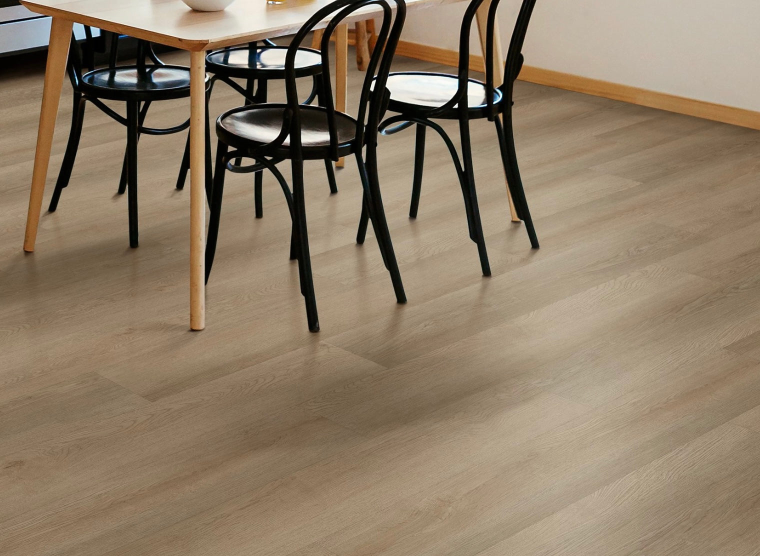 Shaw floors. 
INFINITE SPC 4 - GRAND CANYON
3101V-02027