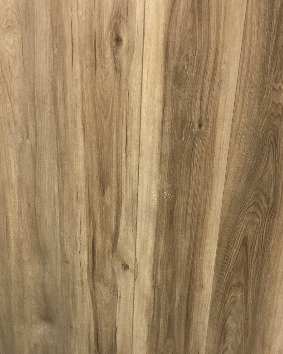 Ozz Plank 6.5mm – 22 Mil – Unilin Click – Deep Embossed – UV Coating. Color Caramel