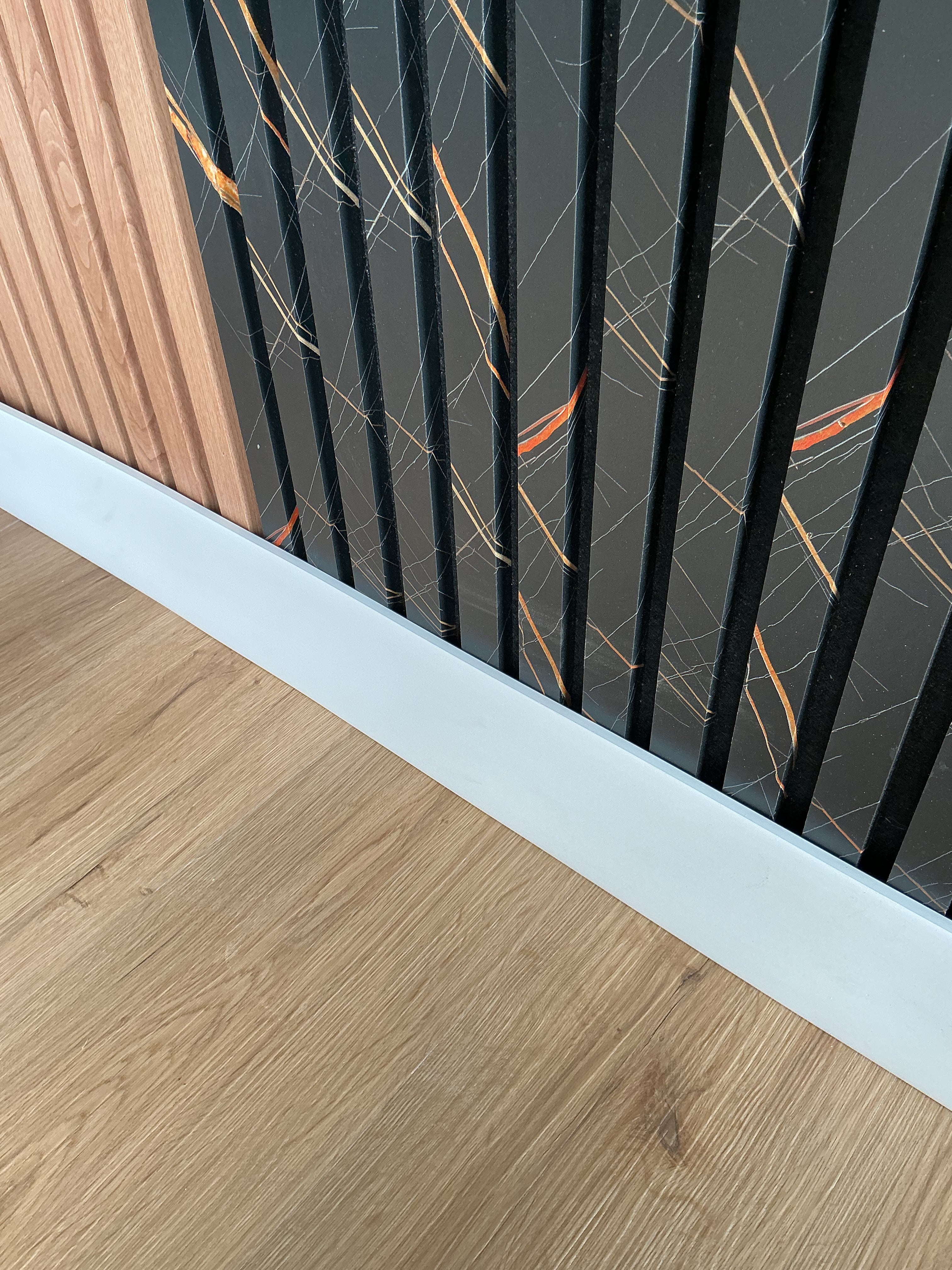 Roppe Contours Candid PV4060 170 White 4 1/4" X 8' by 3/8" (48 Ft. / Box)