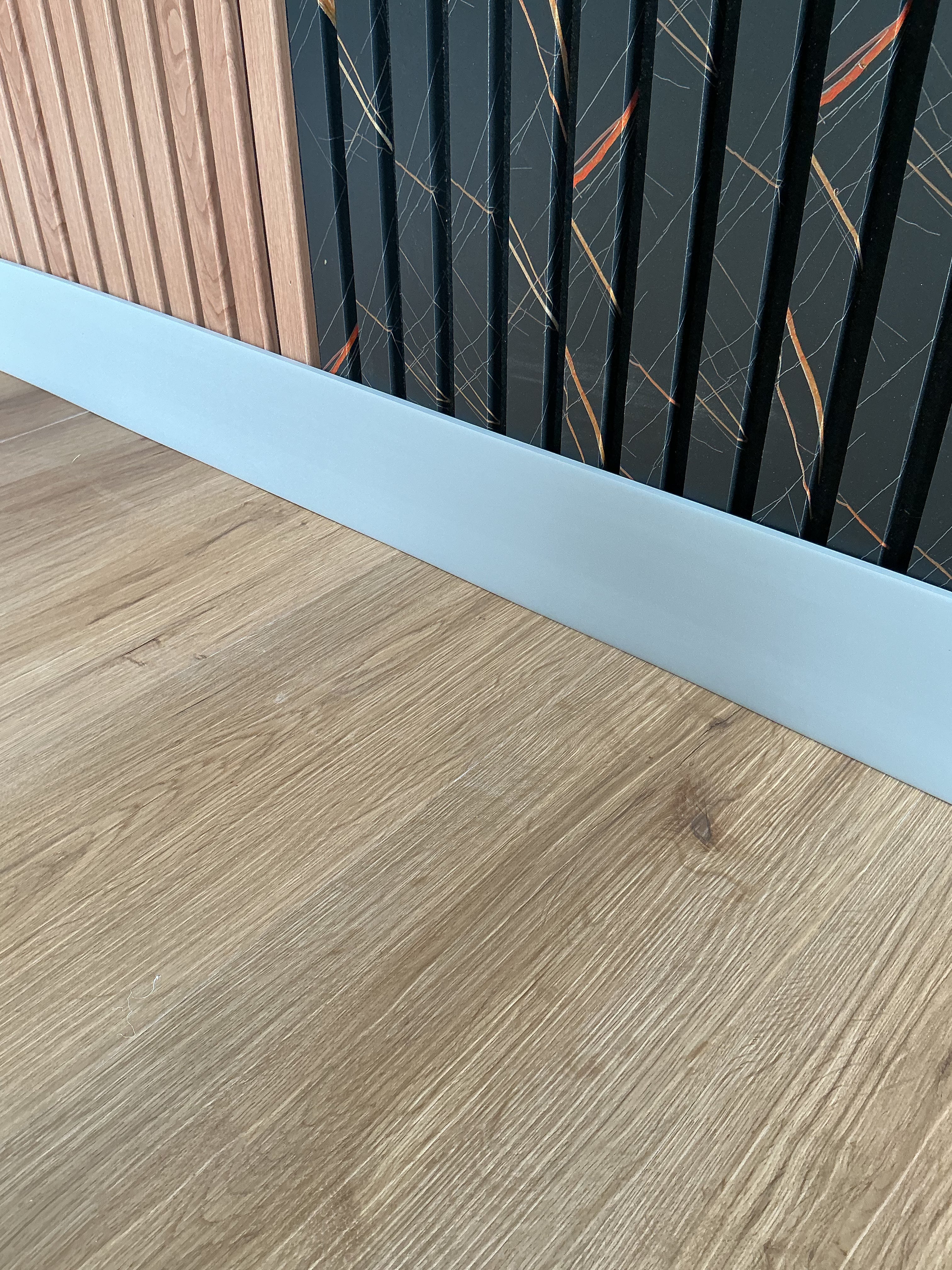 Roppe Contours Candid PV4060 174 Smoke 4 1/4" X 8' by 3/8" (48 Ft. / Box)