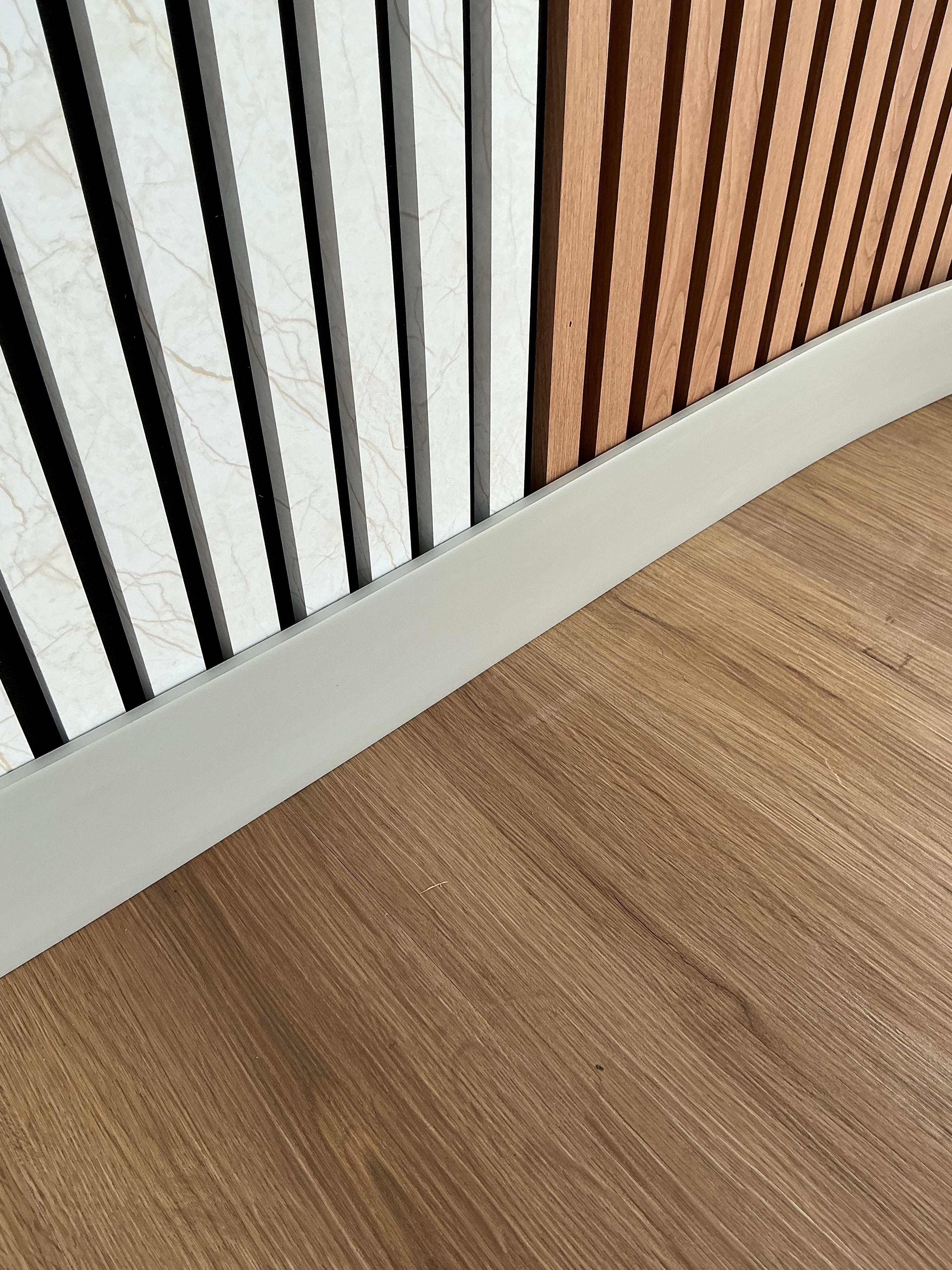 Roppe Contours Candid PV4060 174 Smoke 4 1/4" X 8' by 3/8" (48 Ft. / Box)