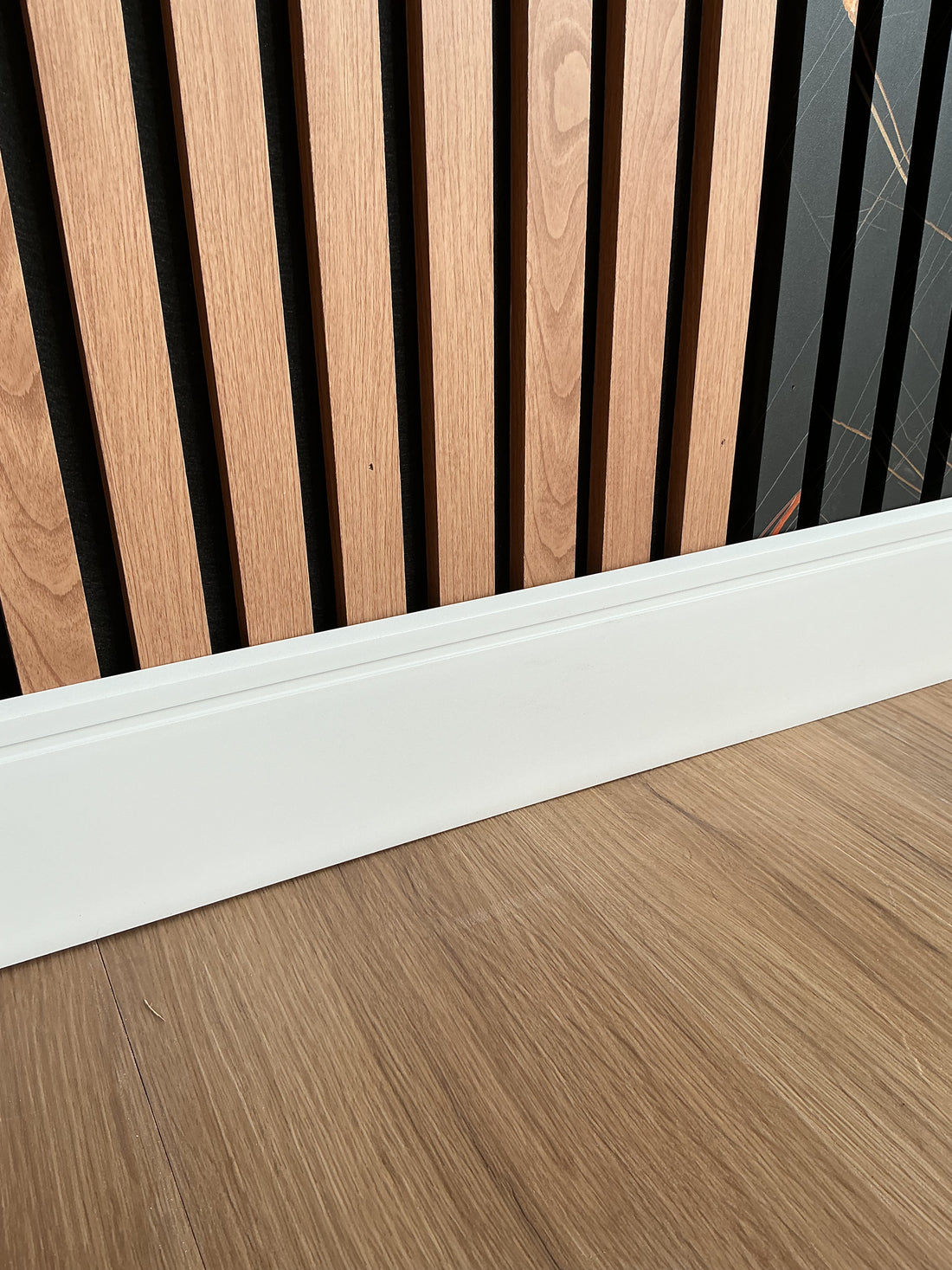 Tarkett / Johnsonite Millwork Reveal 4-1/4" 08 Icicle 4.25" x 8' by 1/4" (64 LF/box)