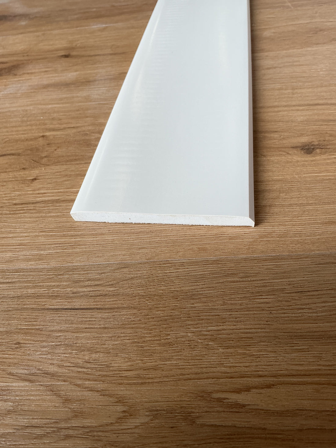 Tarkett / Johnsonite Millwork Mandalay 4-1/2" 08 Icicle 4.5" x 8' by 3/8" (40 LF/box)