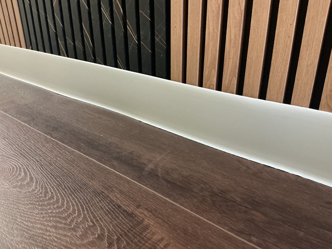 Johnsonite Traditional Vinyl #27 GRAY HAZE Wallbase 4 1/2" x 120' - 1/8"