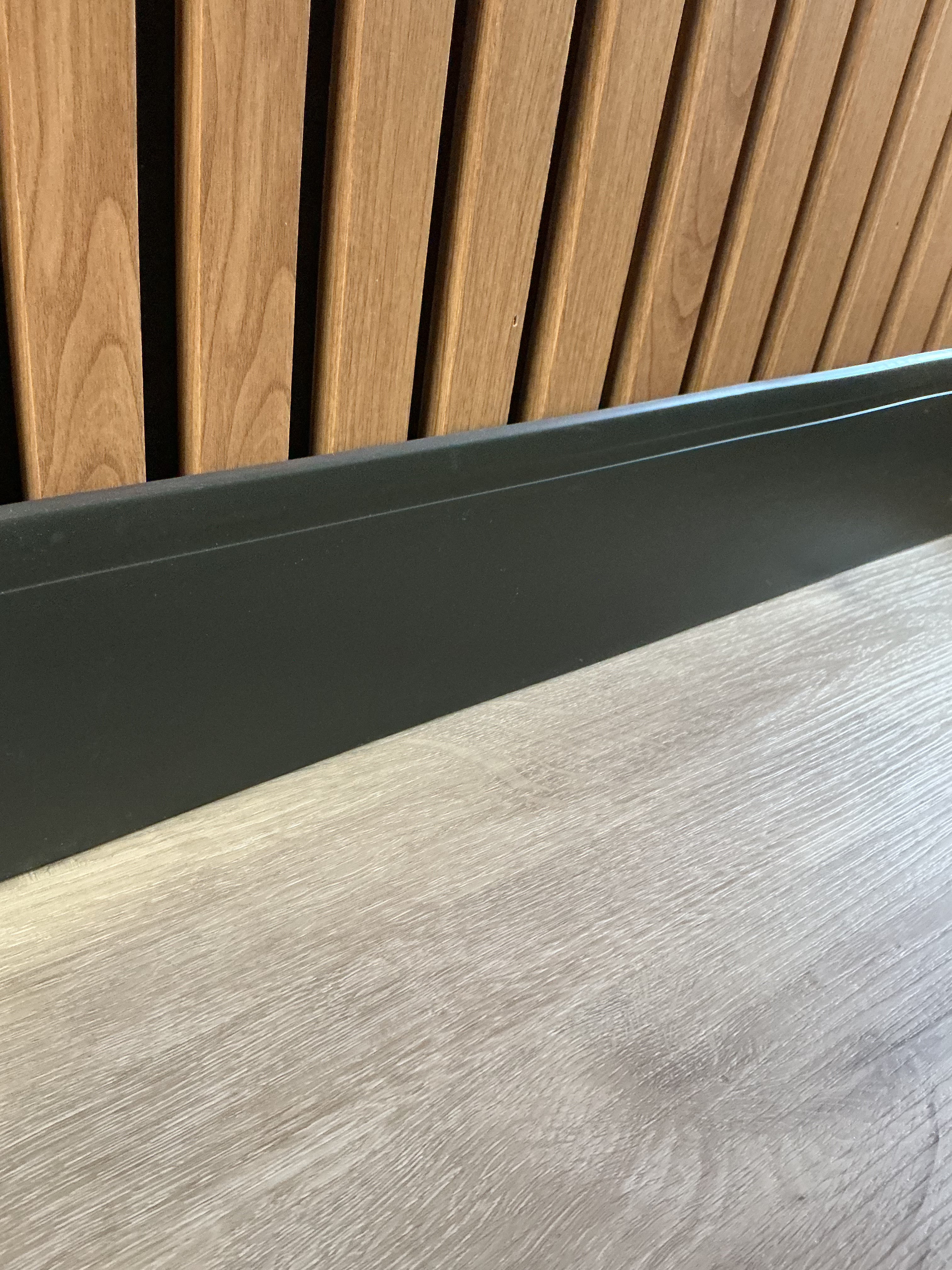 Johnsonite Perceptions - Recess Toeless 4 1⁄4” #63 Burnt umber- Wallbase 120'