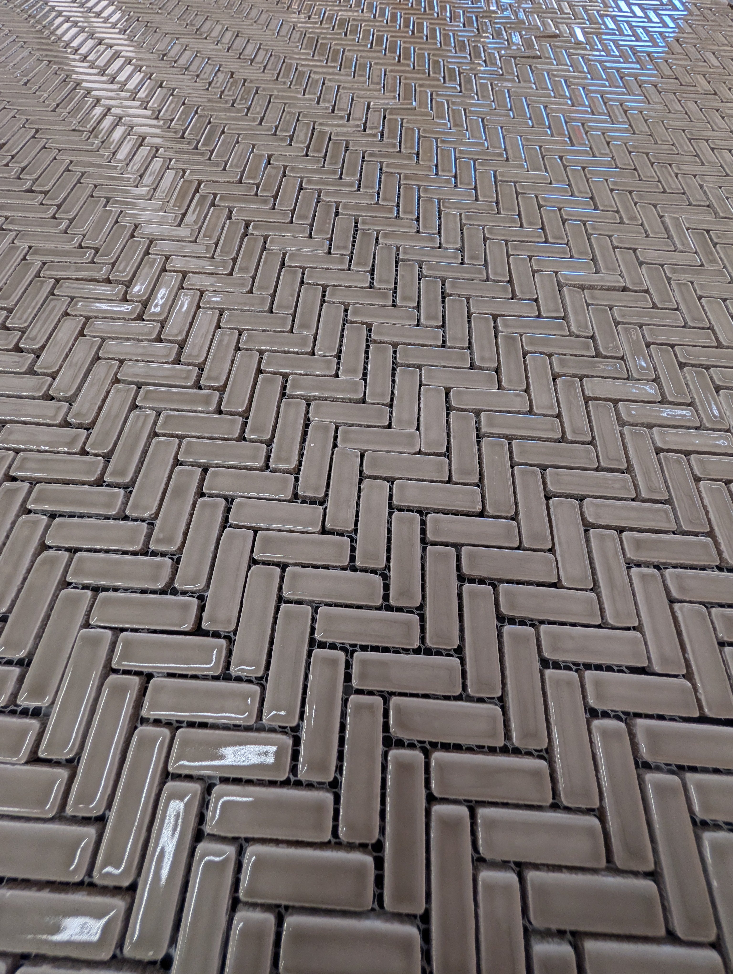 Foundations Tilt Plains Polished Ceramic 12x12