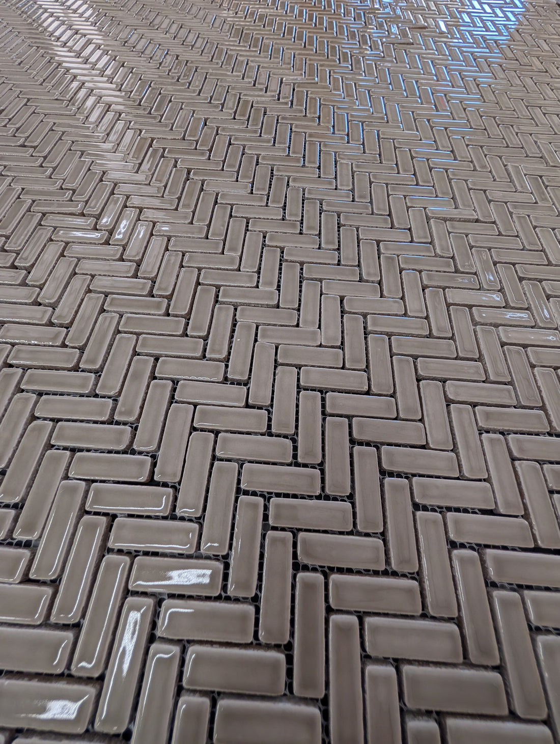 Foundations Tilt Plains Polished Ceramic 12x12
