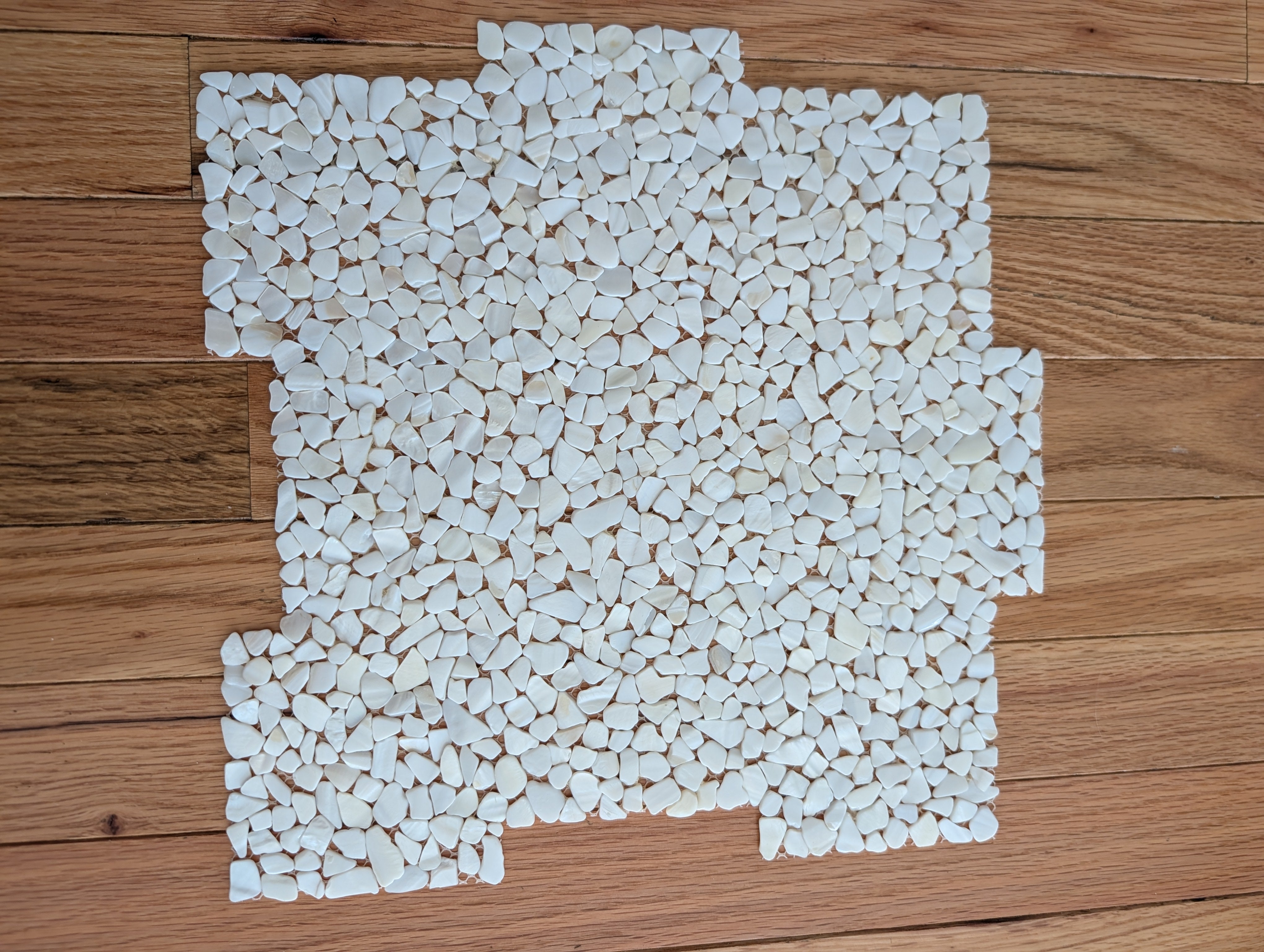 Pearl Slivers Pebble Mosaic