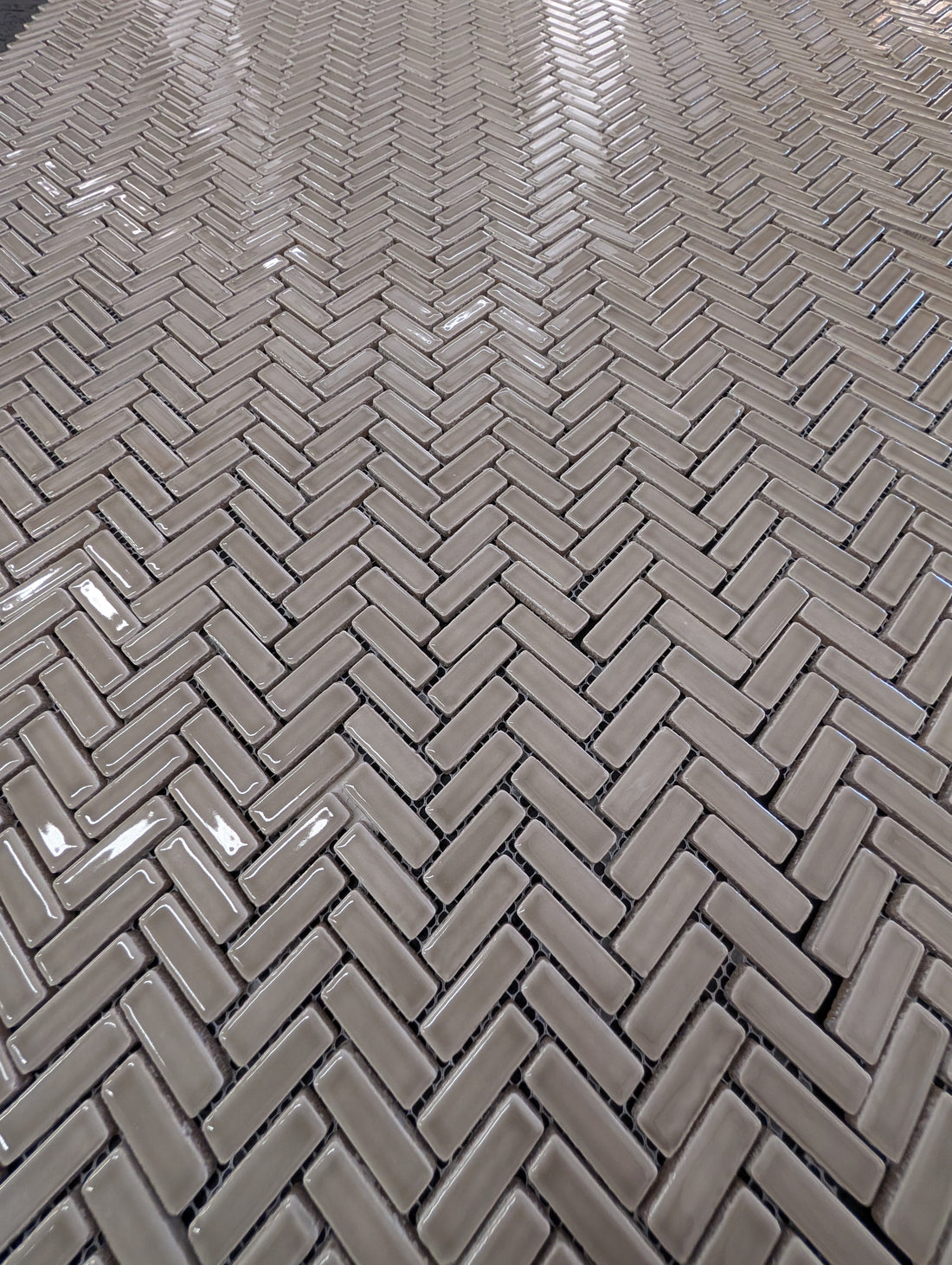 Foundations Tilt Plains Polished Ceramic 12x12