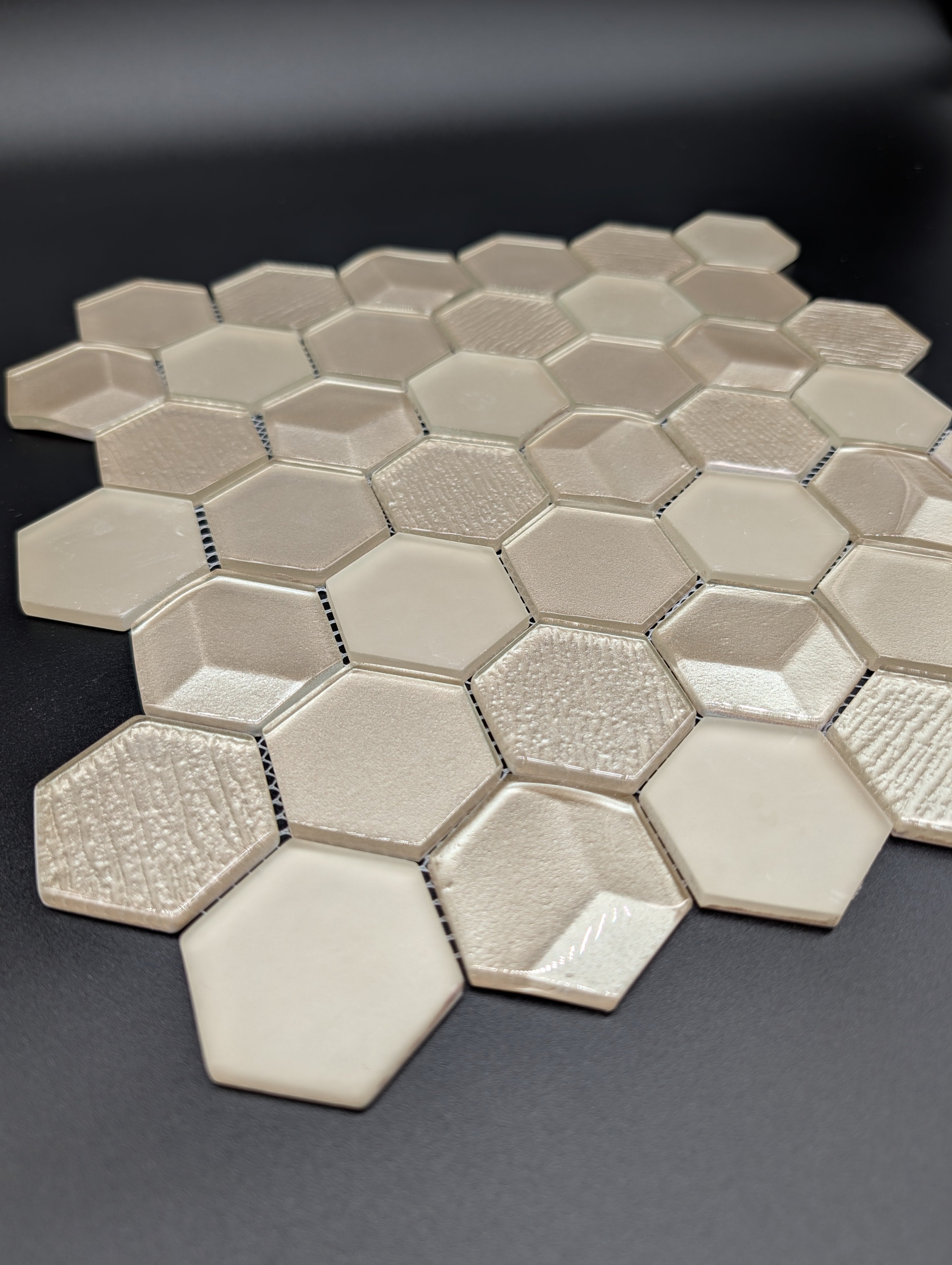 Monet Magic Champagne Hex