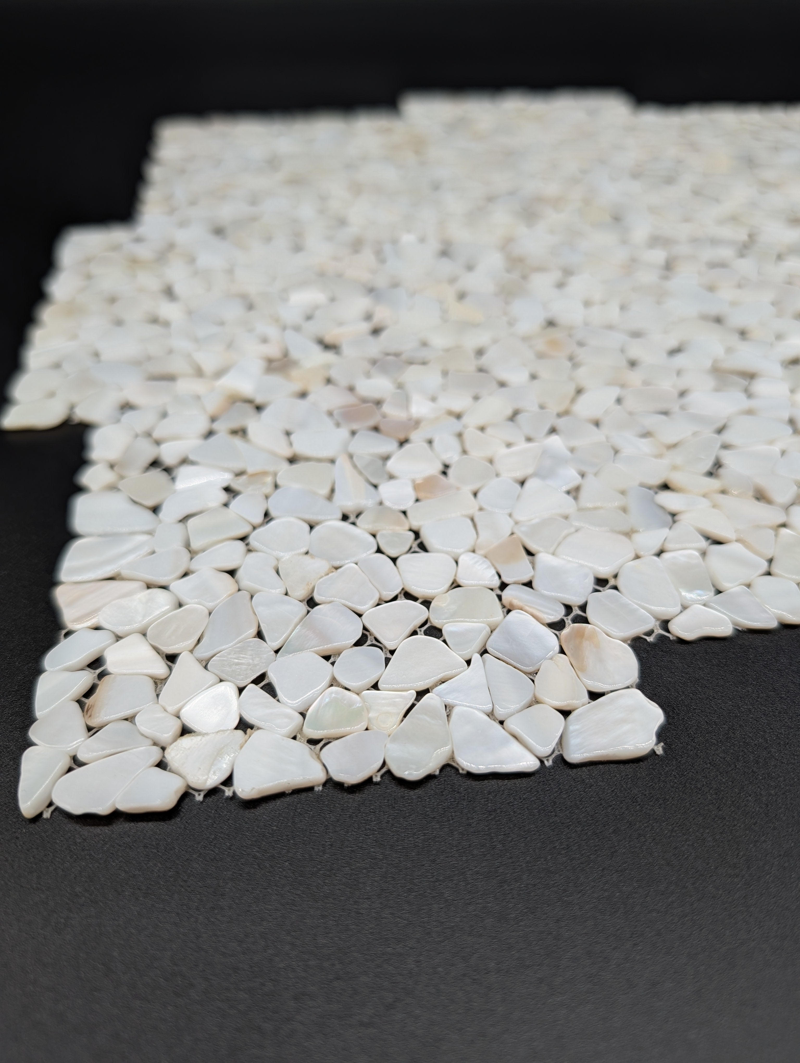 Pearl Slivers Pebble Mosaic